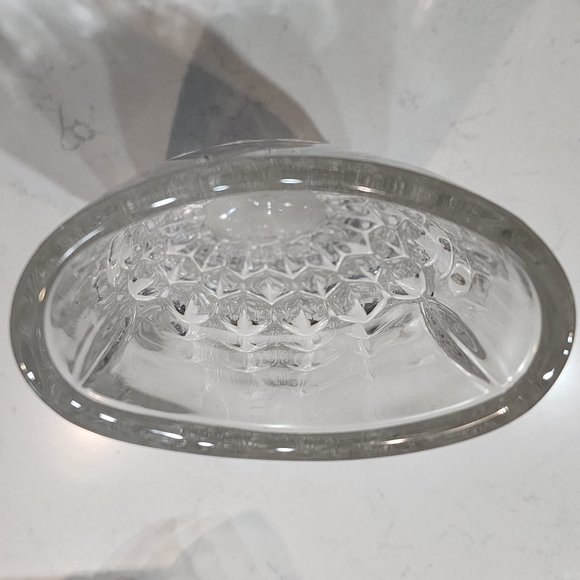 Lead Crystal Oval Pocket Vase - Picture 2 of 3